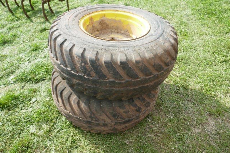 2X TRAILER/SPREADER WHEELS & TYRES