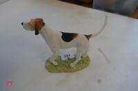 PAIR OF FOX HOUND CHINA ORNAMENTS - 5