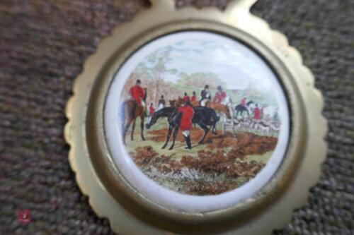 2 X HORSE BRASSES WITH HUNTING SCENE