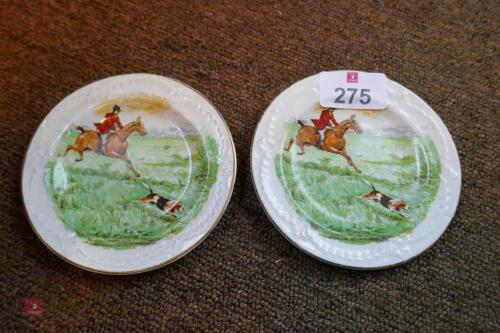 2 X SMALL HUNTING SCENE PLATES