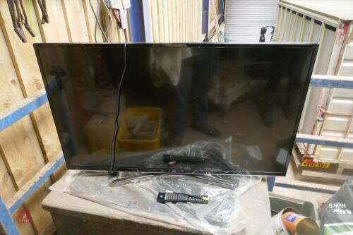 JVC FLAT SCREEN SMART TV