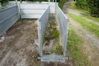 BATEMAN GALVANISED SHEEP HANDLING SYSTEM - 3