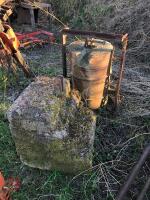 CONCRETE WEIGHT BLOCKS