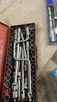 LARGE 1/2'' SOCKET SET - 4