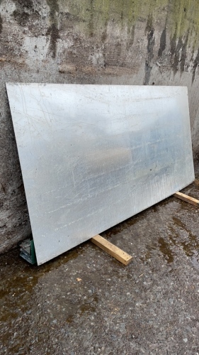 1 - 8' X 4' STAINLESS STEEL SHEET