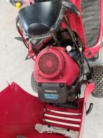 HONDA 2416 V-TWIN HYDROSTATIC LAWN MOWER - 11