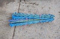 25 BLUE ELECTRIC FENCING STAKES