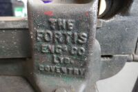 4.5'' FORTIS BENCH VICE - 5