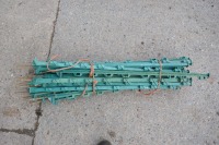 25 DARK GREEN ELECTRIC FENCING STAKES