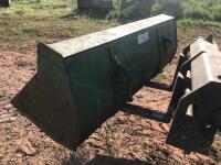 JOHN DEERE BUCKET - 3