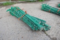 25 LIGHT GREEN ELECTRIC FENCING STAKES - 2