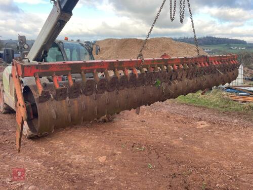 KUHN 4M PACKER ROLLER