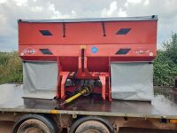 KUHN B1210 MDS 1132 FERTILISER SPINNER