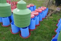 20 BLUE MANOLA FEEDERS - 2