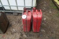 2 RED 20 LITRE JERRY CANS - 6