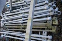 10 GALVANISED BALLAST RAIL POSTS - 4