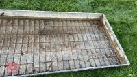 GALV 8'6'' X 3'2'' SHEEP FOOTBATH - 3