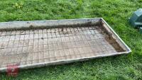 GALV 8'6'' X 3'2'' SHEEP FOOTBATH - 6