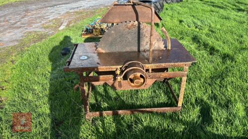 DENNING BELT DRIVEN SAW BENCH