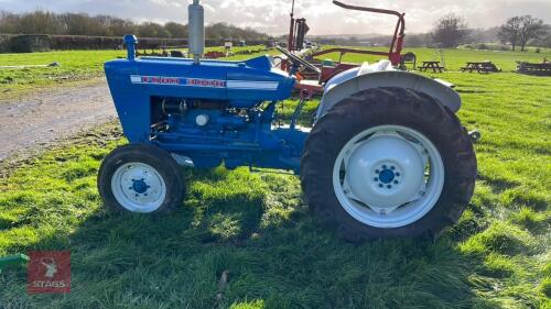 FORD 3000 2WD TRACTOR