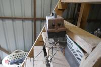 HOTLINE 12V ELECTRIC FENCE UNIT - 2