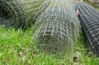 4 ROLLS OF PLASTIC JUMBO NETTING WIRE - 6