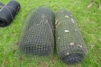 2 ROLLS OF PLASTIC JUMBO NETTING WIRE - 3