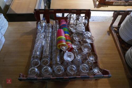 TRAY OF GLASSWARE & PLASTIC CUPS