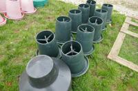 10 DARK GREEN PLASTIC KING FEEDERS - 10