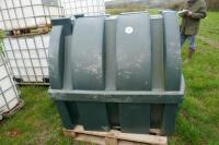 PLASTIC 1250 LITRE NON-BUNDED FUEL TANK