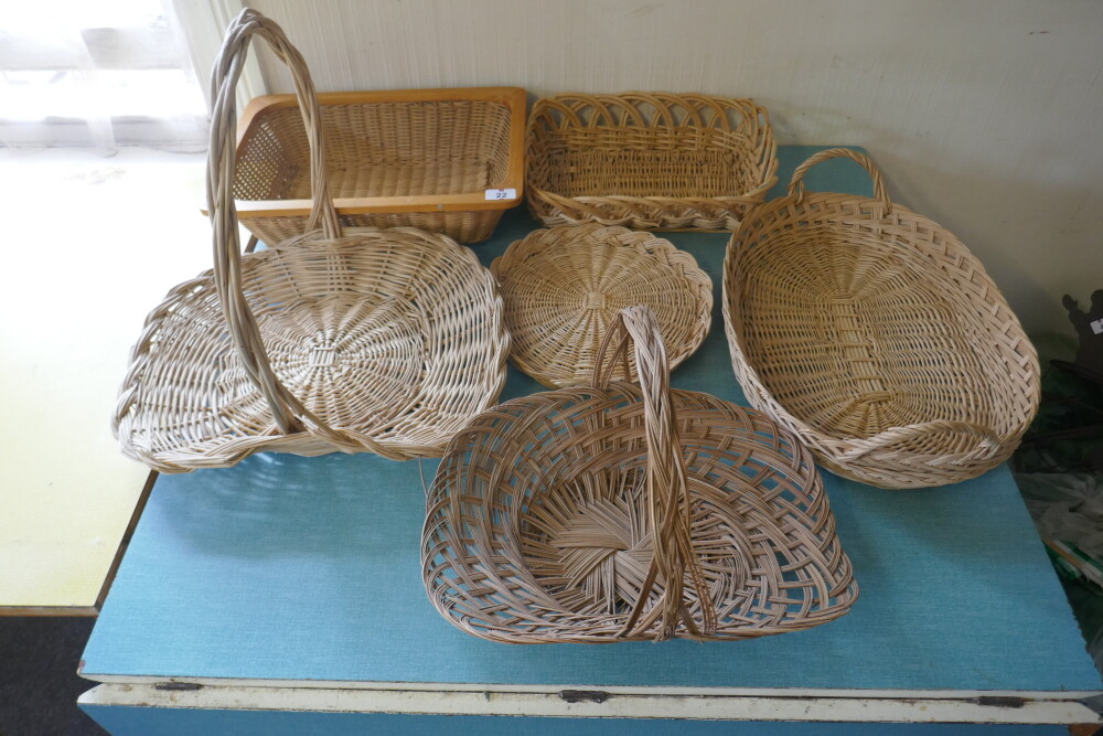 6 X SHALLOW WICKER BASKETS