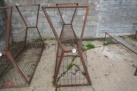 MESH CATTLE HAY FEEDER - 2