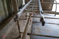 ALUMINIUM EXTENDING LADDER - 3