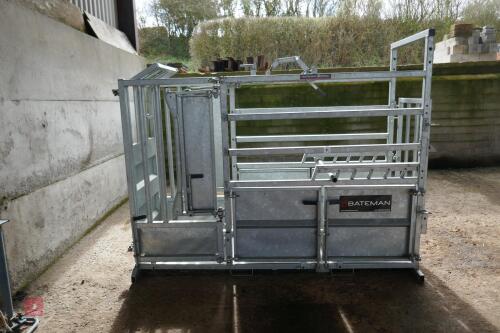 BATEMAN GALVANISED CATTLE CRUSH