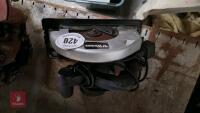 WICKES CIRCULAR SAW - 2