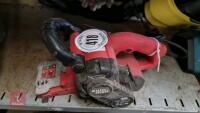 BLACK + DECKER PLANER - 2