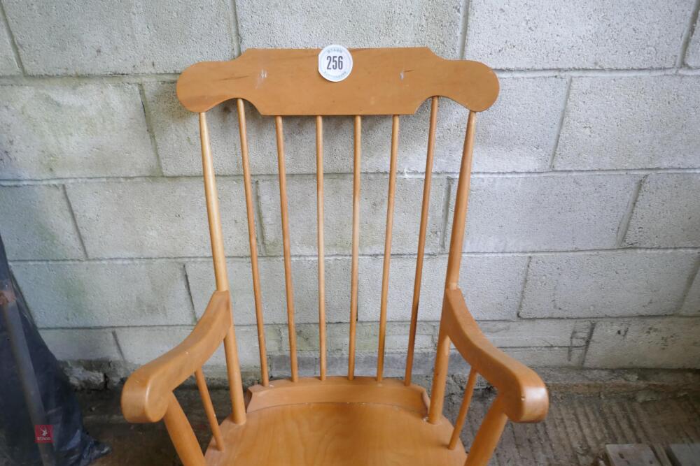 WOODEN ROCKING CHAIR