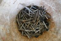 TUB OF ROOFING TWIST NAILS - 2