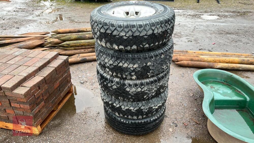 5 RUNWAY ENDURO A/T ALLOY WHEELS + TYRES