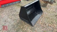 1.5M NEW TRATOR BUCKET- EURO 8 BRACKETS - 2