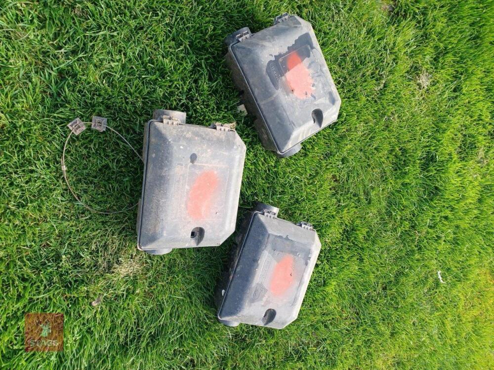 3 RAT/MICE FEED TRAPS