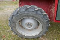 1979 MASSEY FERGUSON 550 2WD TRACTOR - 31