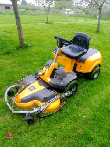 STIGA PARK PRO RIDE-ON LAWNMOWER