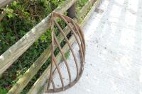 METAL CORNER HAY RACK - 3