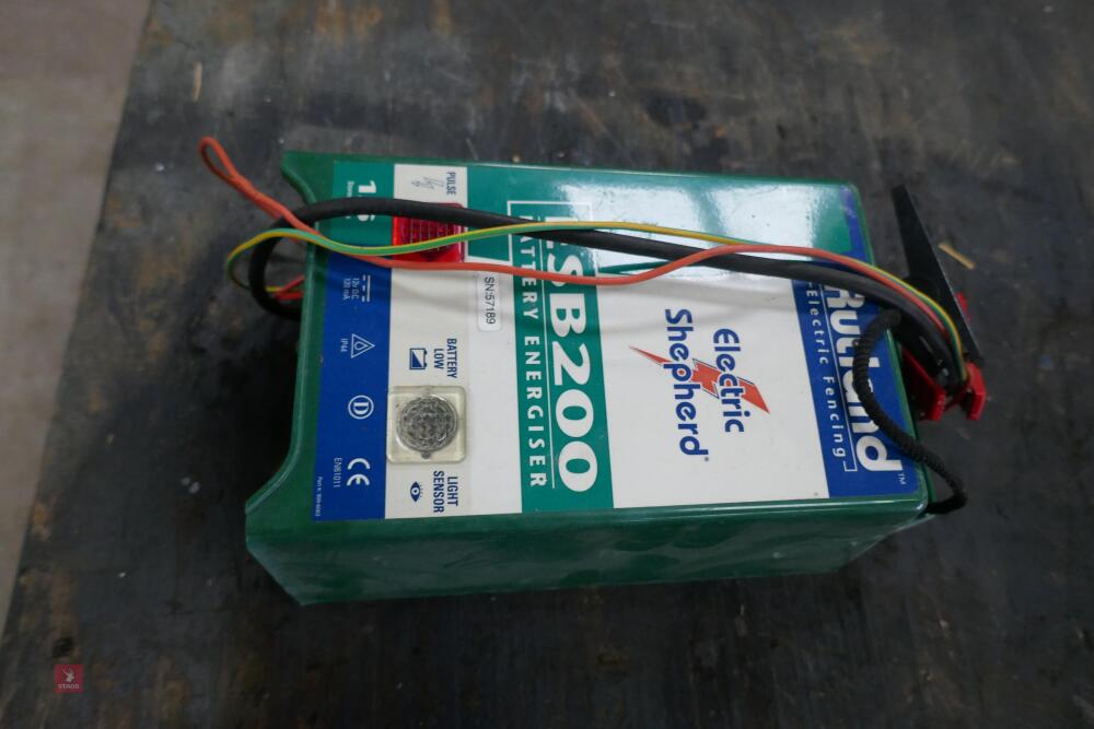 RUTLAND ELECTRIC 'SHEPHERD' FENCING UNIT