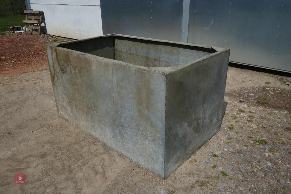 5' X 2'8'' STEEL TANK