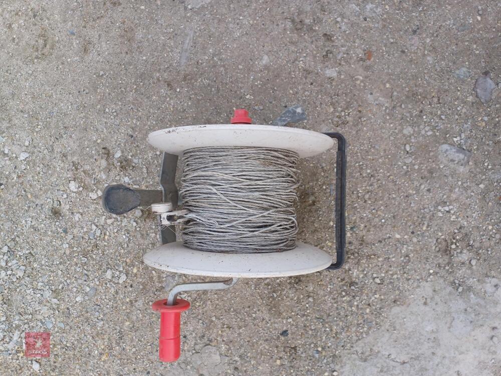 1 REEL OF LIGHTWEIGHT ELECTRIC CABLE