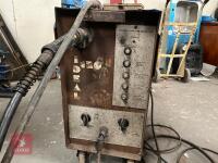 MIG WELDER + ACCESSORIES - 4