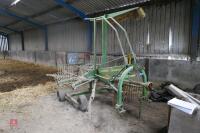 2006 KRONE SINGLE ROTOR RAKE