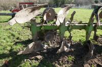 DOWDESWELL 4 FURROW REVERSABLE PLOUGH - 3